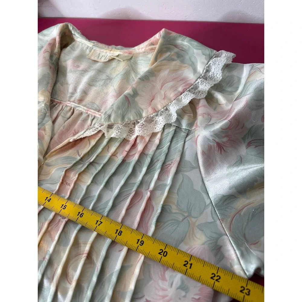 Vintage Aria Womens Pink Green Floral Nightgown Laced Sz M Shabby Chic Victorian